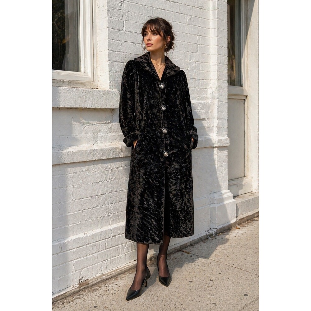 Vintage 1930s Chocolate Brown Crushed Velvet Opera Coat Longline Evening M